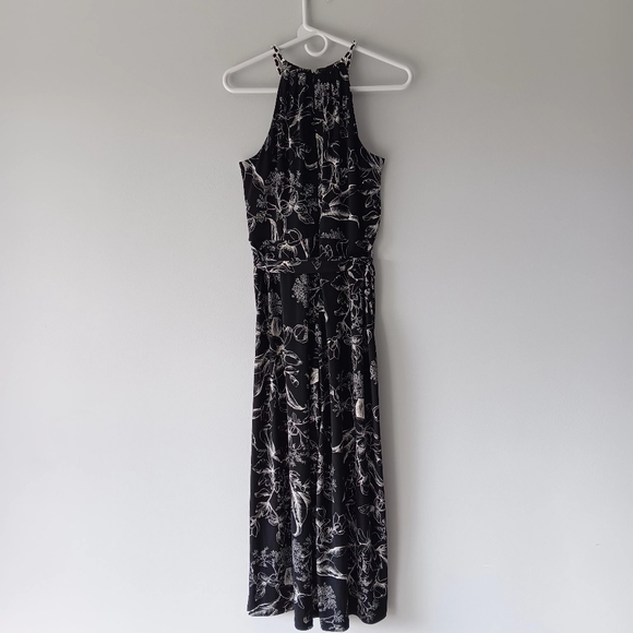 NEW White House Black Market Jacquelyn Floral Black Jumpsuit Crop Chain Detail 8 - Picture 6 of 16